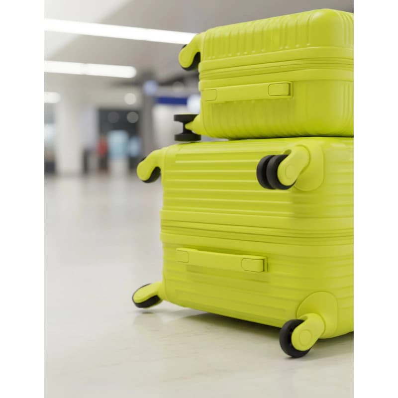 Set Valija Carry On Cabina Con Ruedas + Mini Valija De Viaje