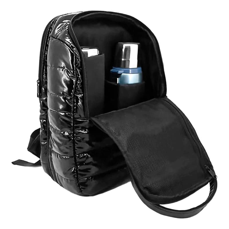 Mochila Urbana Trendy Símil Puffer Mujer 13L con Bolsillo para Notebook y Botellas — Verde / Liso