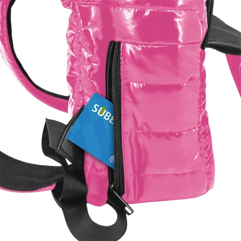Mochila Urbana Trendy Símil Puffer 13L con Bolsillo para Termo y Notebook — Rosa chicle / Liso